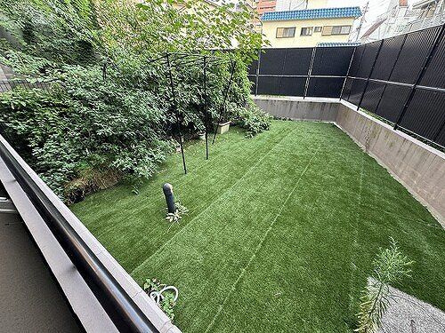 ライオンズガーデンヒルズ白山の庭