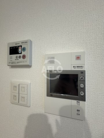 セレニテ難波ミラク壱番館のセキュリティ|セレニテ難波ミラク壱番館　モニター付きインターホン