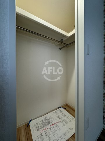 セレニテ難波ミラク壱番館の収納|セレニテ難波ミラク壱番館　WIC