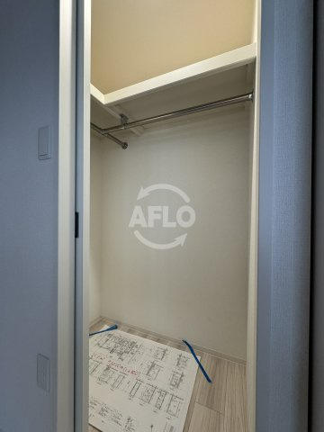 セレニテ難波ミラク壱番館の収納|セレニテ難波ミラク壱番館　WIC