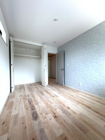 Slow Living, Smart Design. 心地よさを選ぶ、湘南の毎日。の洋室