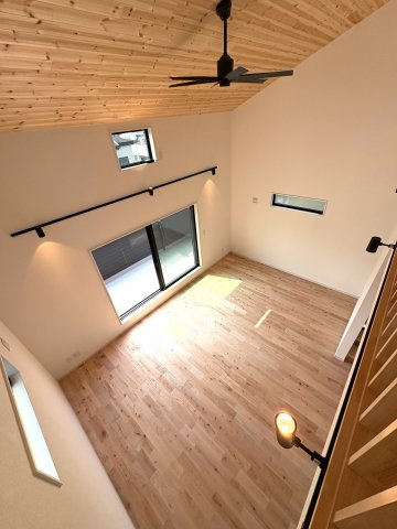 Slow Living, Smart Design. 心地よさを選ぶ、湘南の毎日。の内装