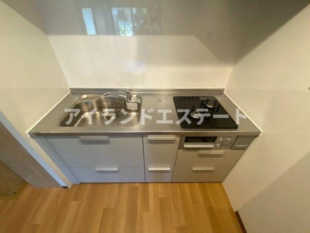 ティブロンコート　リノベーション　陽当たり良好　バストイレ別のキッチン