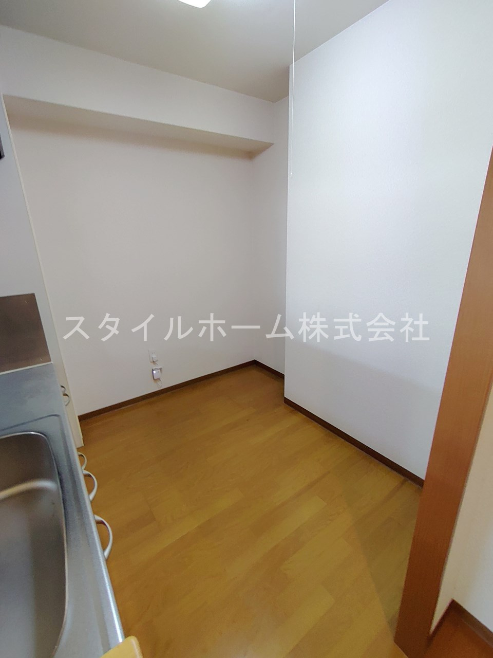 シャレ・アンジェロのキッチン|同建物内別部屋の写真です。