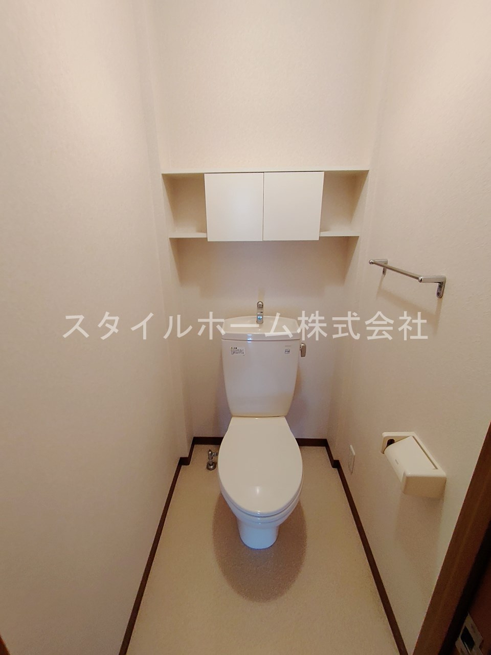 シャレ・アンジェロのトイレ|同建物内別部屋の写真です。
