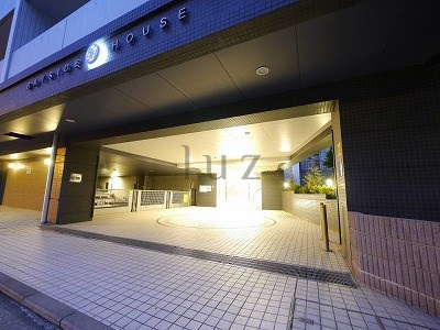 ベイサイドハウスのエントランス