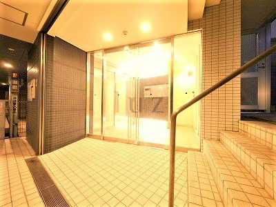 ベイサイドハウスのエントランス