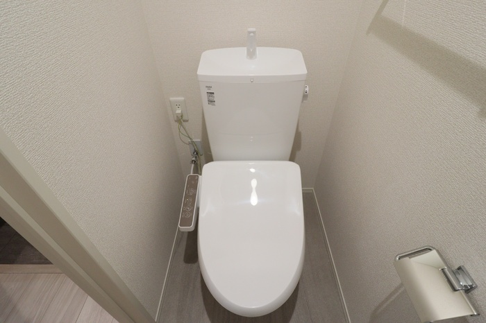 セレウィータ栄町のトイレ|もちろん温水洗浄暖房便座です