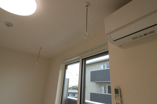 D-Invest栄町のその他|室内物干し（雨の日などに重宝します）