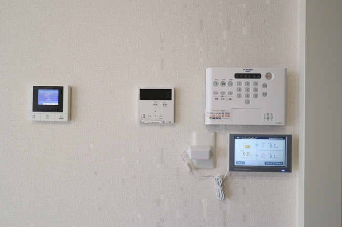 D-Invest栄町のセキュリティ|ALSOKホームセキュリティ標準、カラーモニター付インターホン（オートロック仕様）