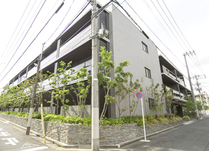 グランドゥールプレミアム代々木大山の外観