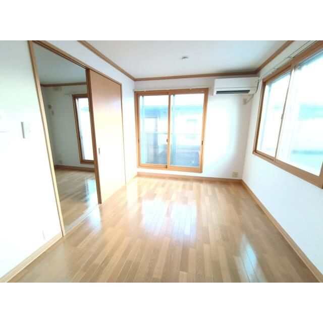 コージュ河原町の寝室