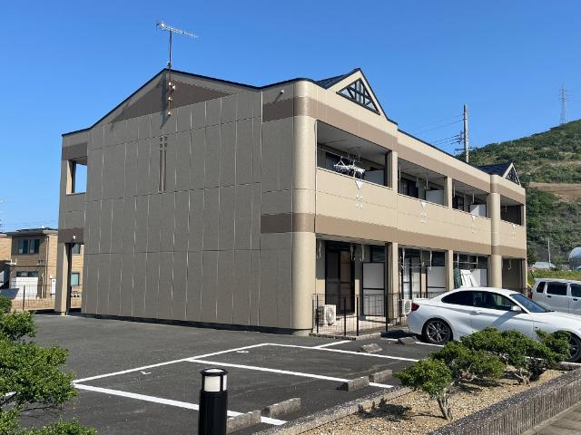 【駐車場】 | ミキハウス | 外観写真（昼）