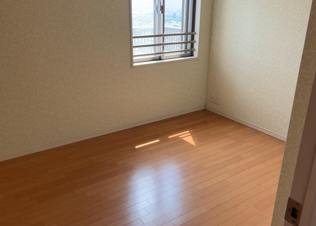 【寝室】 | ザ・ガーデン　プレミアム相模原北公園 | 寝室でゆっくりと過ごすためにはベッド周りの適度な空間を担保することや窓の位置、照明の明るさ、寝室の広さなどを考える必要があります。自身や家族の構成とライフスタイルに併せて寝室にする部屋を選びましょう！