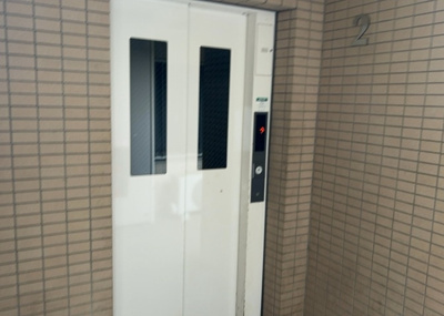 【設備】 | ザ・ガーデン　プレミアム相模原北公園 | 共有部分は、住民なら誰もが使える設備のこと。例えば駐車場やエレベーター、インターネット設備、セキュリティ設備などがあります。他にも、マンションの廊下・外部階段やエントランス・ゴミ置き場などがあります。