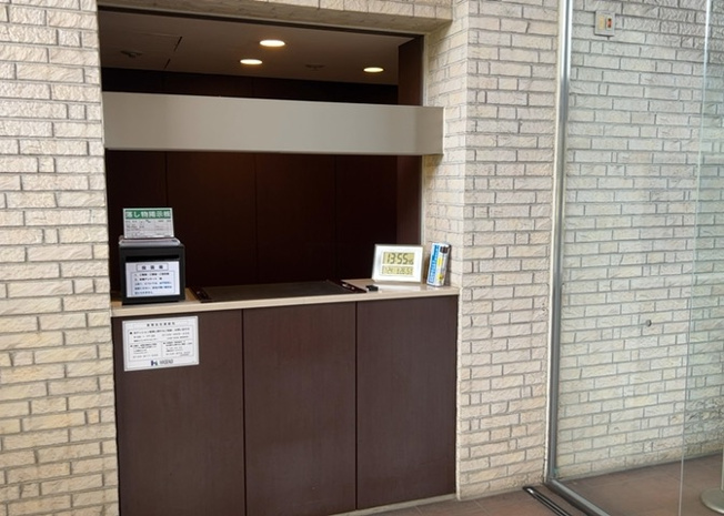【受付】 | ザ・ガーデン　プレミアム相模原北公園 | 受付はマンションコンシェルジュがいる場合もあれば、管理人が滞在する小部屋を総称して呼ぶことがあります。主にエントランスに設置されていることから、防犯面でも期待ができます。防犯設備がない場合はより安心！