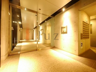 コモド川崎のエントランス