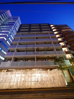 コモド川崎の外観