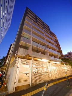 コモド川崎の外観