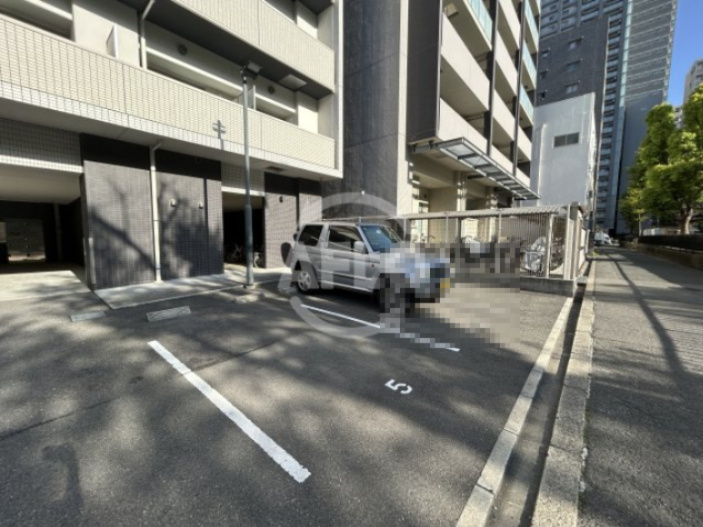 ラルシェパルク新大阪の駐車場|駐車場