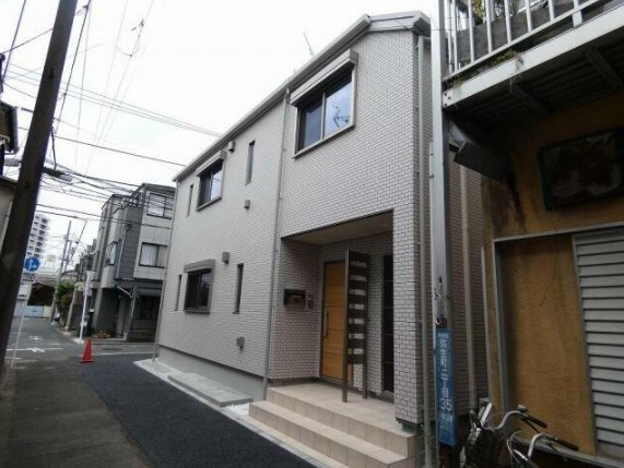 中野区弥生町２丁目のアパートの外観