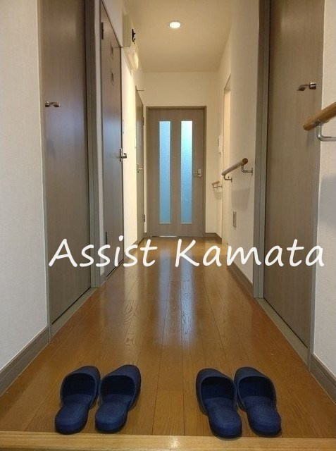 パルテ西山の玄関