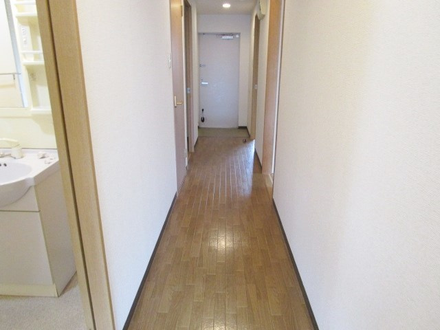枚方市伊加賀西町の賃貸マンションの内装