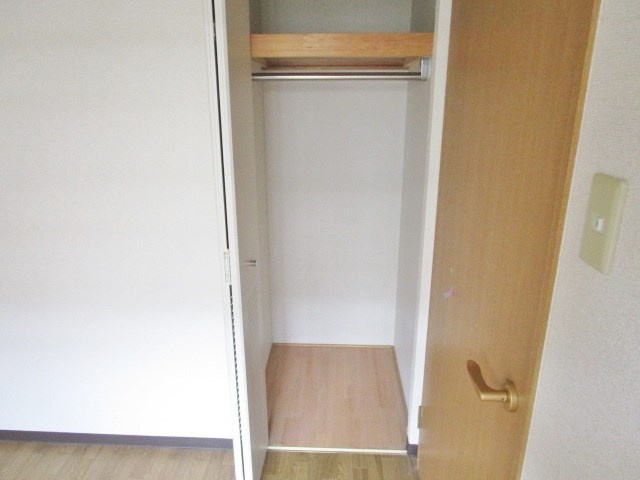 枚方市伊加賀西町の賃貸マンション