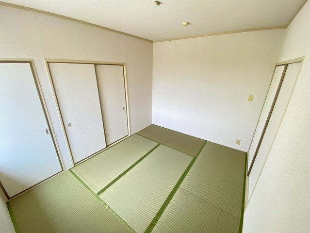 【寝室】 | 和室1☆