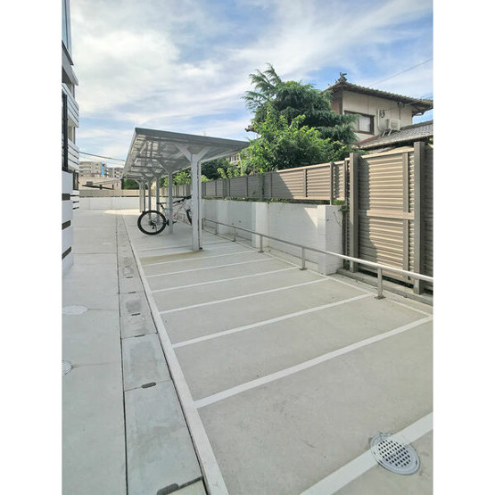 【駐車場】 | アールズプレイス福岡香椎駅前