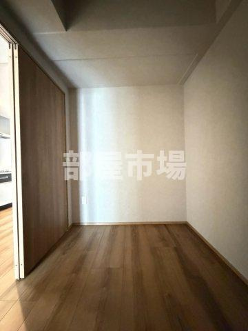 リテラス南千住サウスの洋室