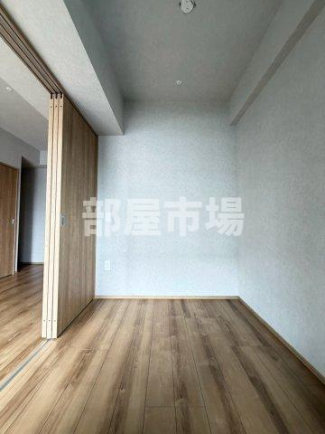 リテラス南千住サウスの洋室