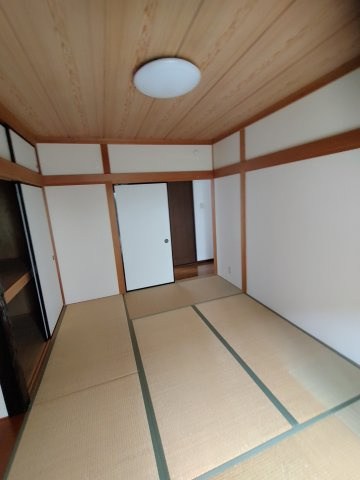 豊橋市北山町貸家の和室