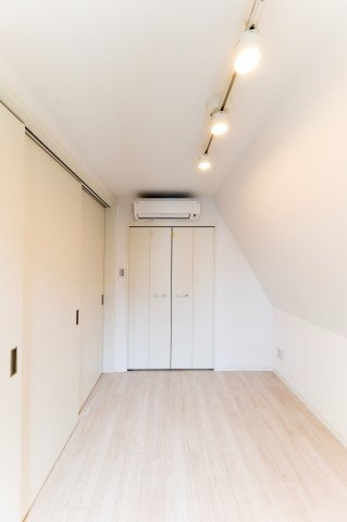 COCOCUBE大井町Ⅱの居間・リビング
