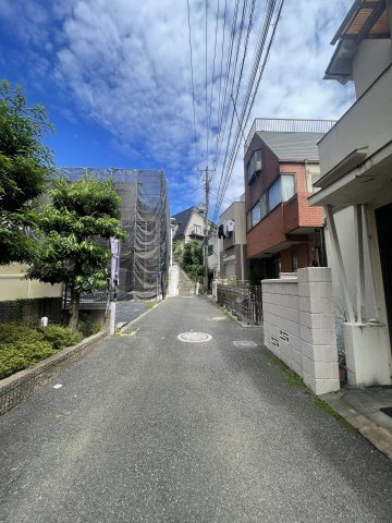 文京区白山５丁目新築戸建の前面道路含む現地写真