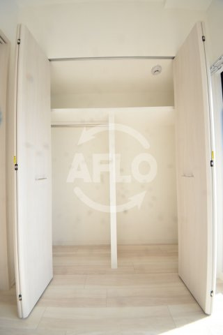 S-RESIDENCE日本橋Qualierの収納|S-RESIDENCE日本橋Qualier　クローゼット