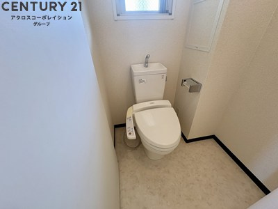 ゆったりとした空間のトイレです
