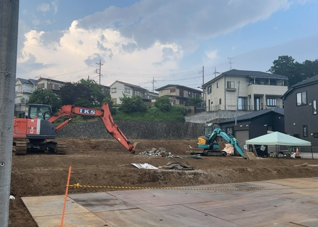 【外観】 | 物件の詳細については、現地を見てわかること以外に、役所や法務局などで調べないとわからないことがあります。そのため、現地に行く場合は、もしこの物件を買ったらどのような生活ができるかをイメージしましょう。