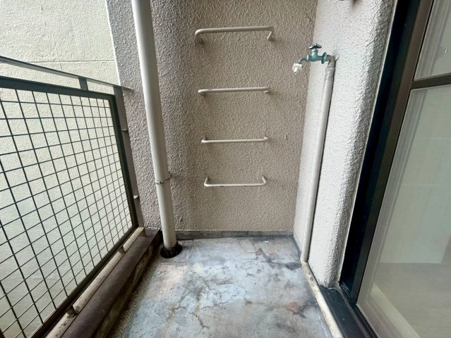 エンゼルマリン元町のバルコニー