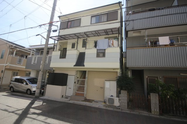 神戸市灘区大内通１丁目のアパート