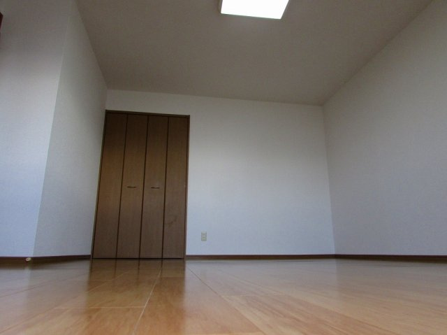 神戸市中央区割塚通５丁目の賃貸マンションの居間・リビング