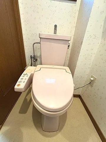 神戸市中央区花隈町の一戸建てのトイレ