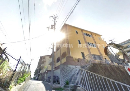 神戸市東灘区森北町３丁目のアパート