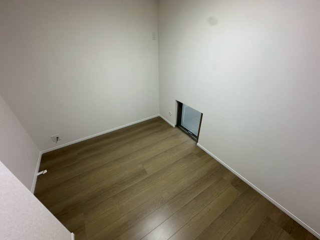 芦屋市翠ケ丘町のアパートの居間・リビング