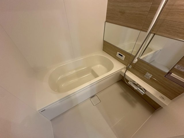 芦屋市翠ケ丘町のアパートの浴室