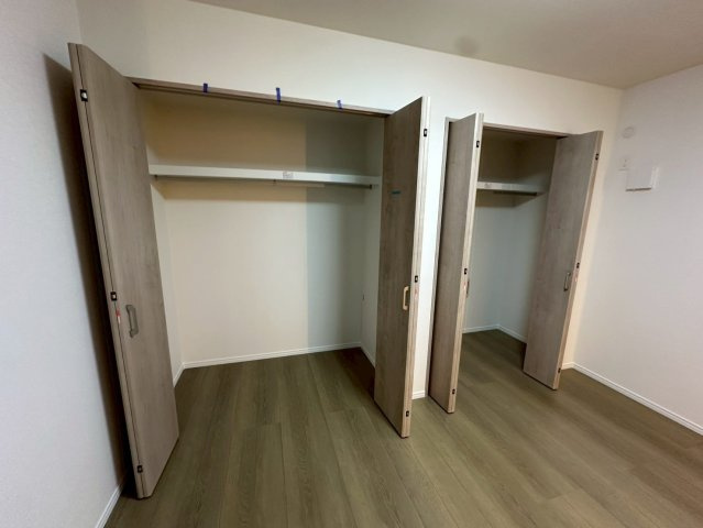 芦屋市翠ケ丘町のアパートの収納
