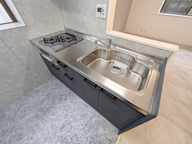 西宮市甲東園１丁目の賃貸マンションのキッチン
