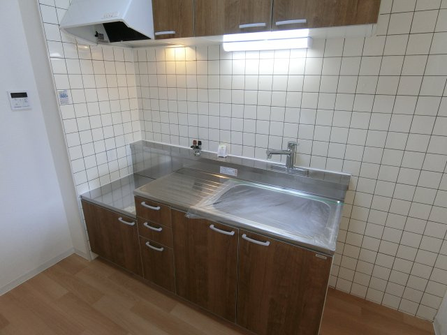 西宮市甲子園一番町の賃貸マンションのキッチン