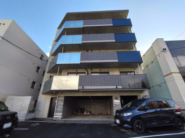 アールズ・コート平岸