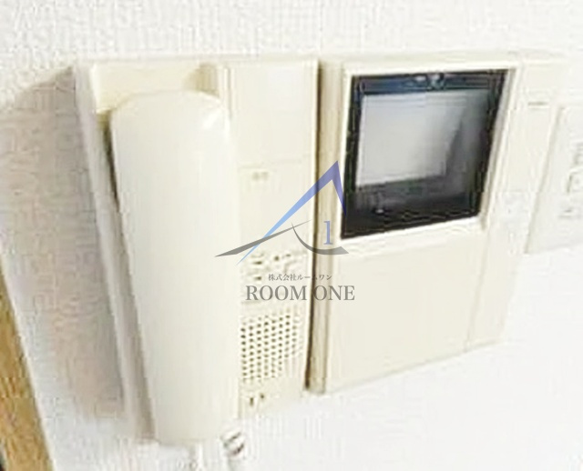 シンフォニアパレスのセキュリティ|モニター付きインターホンです。